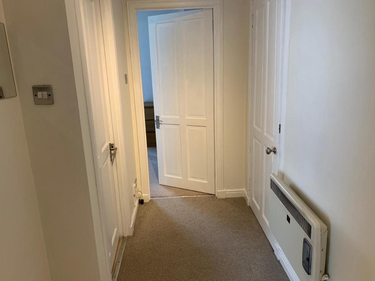 Appartement 1 Bedroom Flat With Parking Space Edinburgh